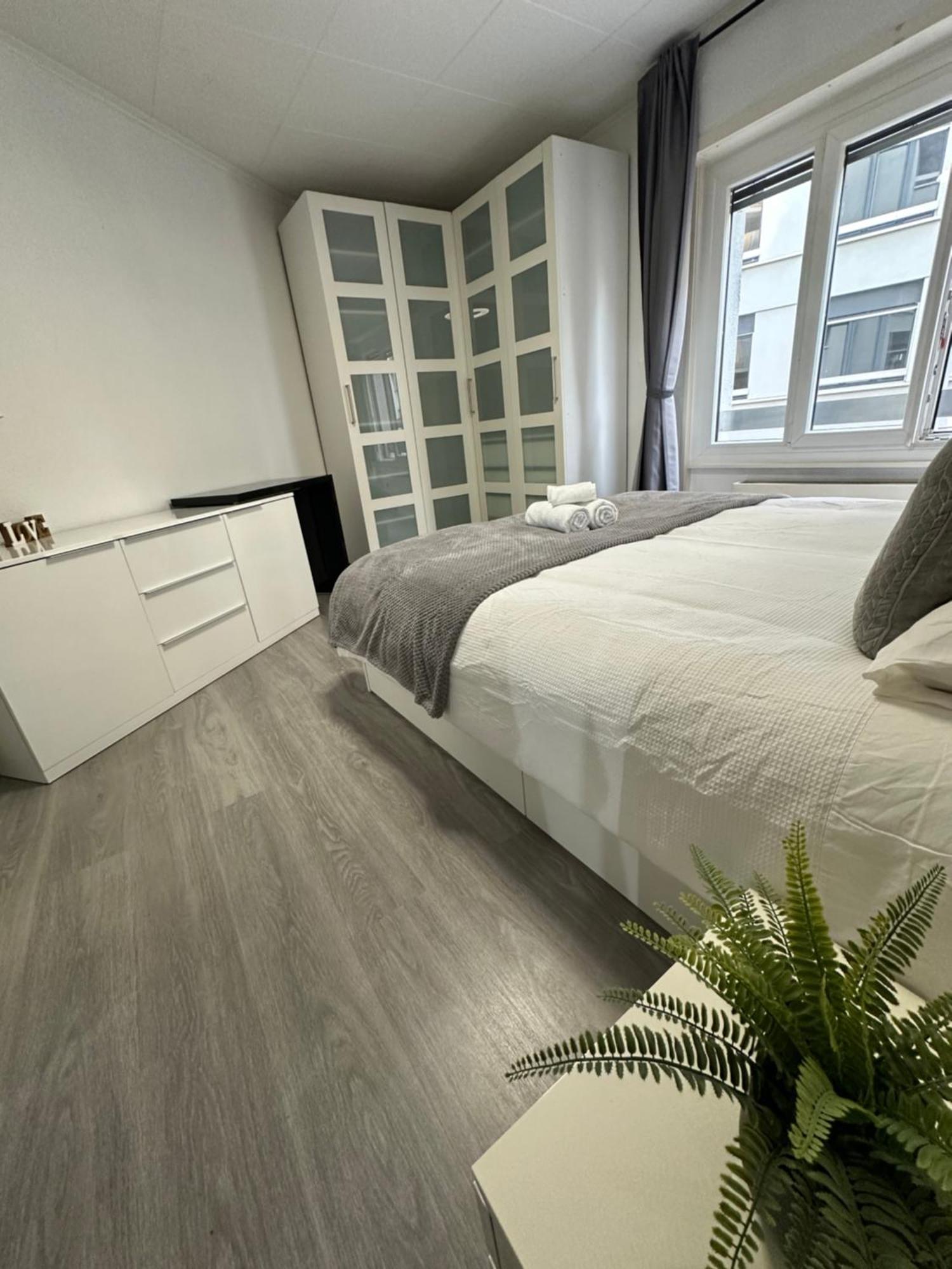 Lindo Apartamento En El Centro De Lausana Exterior foto